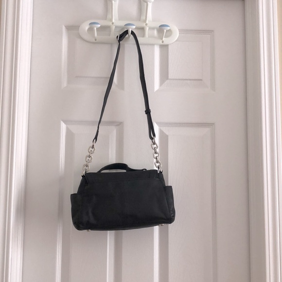 Small Danier black shoulder bag - Picture 4 of 4